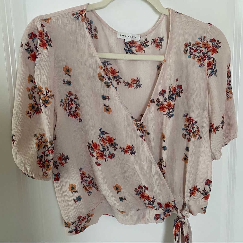 Pink floral top from Socialite